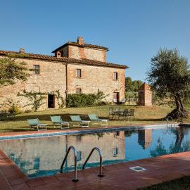 Castello di Bossi，位于卡斯德尔诺沃贝拉登卡的酒店