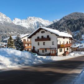 Hotel Cime d'Auta，位于法尔西德的酒店