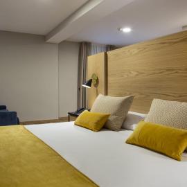 Hotel Zentral Mayoral，位于托莱多的酒店