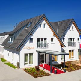 Hotel La Mirabelle close to Europa Park，位于莱茵豪森的酒店