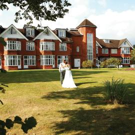 Grovefield House Hotel By Uno -FREE PARKING，位于斯劳的酒店