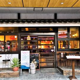 DJANGO Hostel & Lounge，位于田边市的酒店