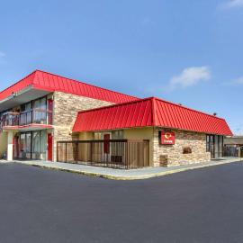 Econo Lodge Roanoke Civic Center，位于罗阿诺的酒店