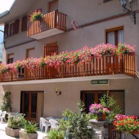 Albergo ristorante Chez Isabel，位于Pontboset的酒店