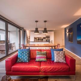 Independance Penthouse，位于因特拉肯的酒店