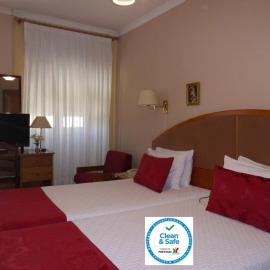 Hotel Larbelo，位于科英布拉的酒店