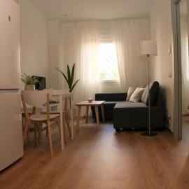 Apartamentos Apartour Bormujos，位于博尔穆霍斯的酒店