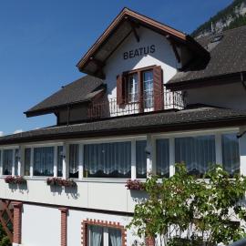 Hotel Beatus，位于因特拉肯的酒店