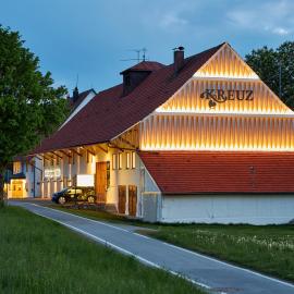 Hotel-Landgasthof KREUZ，位于巴特瓦尔德塞的酒店