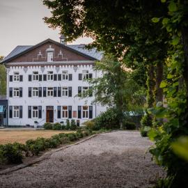 Fletcher Hotel Château De Raay,位于巴尔洛的酒店