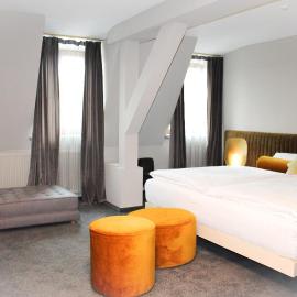 Hotel Krumbach，位于克伦巴赫的酒店