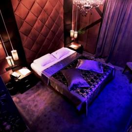 THE CRYSTAL BLUE XAIDARI HOTEL，位于Skaramangás的酒店