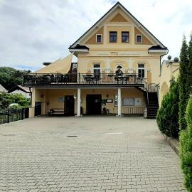 Wellness & Sport Hotel TTC，位于弗尔赫拉比的酒店