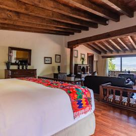 Villa Montaña Hotel & Spa，位于莫雷利亚的酒店