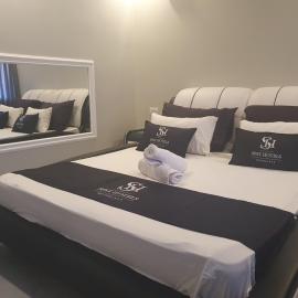 Spat Business Holon,位于霍隆的酒店