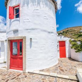 Old Windmill in Triandaros village，位于Triandáros的酒店