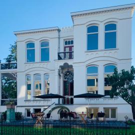 Stella Suites Boutique Hotel，位于Goirle的酒店