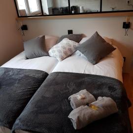 studio 26 m2 tout équipé，位于莫达讷的酒店