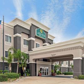 La Quinta by Wyndham Corpus Christi-N Padre Isl.,位于帕德雷岛的酒店