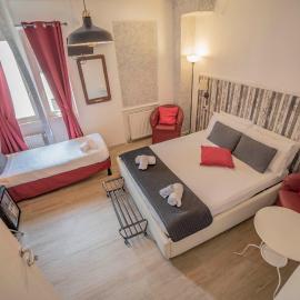 Galleria Rooms & Apartments Smart Stay nel cuore di Frascati，位于弗拉斯卡蒂的酒店