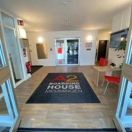 A2 Boarding House Memmingen，位于梅明根的酒店