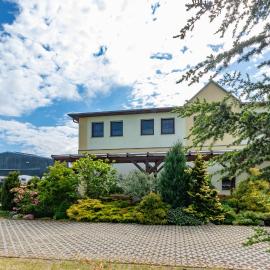 Pension zum Reiterhof，位于Schmogrow的酒店