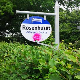 Rosenhuset，位于哈泽斯莱乌的酒店