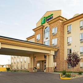 Holiday Inn Express Grande Prairie by IHG,位于大草原城的酒店
