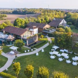Il Tesoro Living Resort，位于Rodigo的酒店