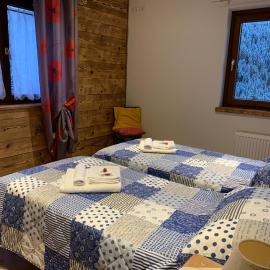 Appartamento Rustico Dolomiti CEDANOSTRA，位于Candide的酒店