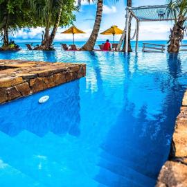 Hotel ECOLODGE LE RAVORAHA，位于圣玛丽的酒店