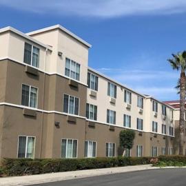 Holiday Inn Express & Suites Tracy by IHG,位于特雷西的酒店