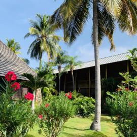 Emerald Beach Resort，位于Lindbergh Bay的酒店