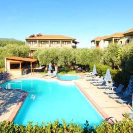 Hotel Thetis，位于萨索斯的酒店