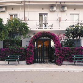 Hotel Ritsa，位于卡梅纳维洛拉的酒店