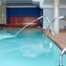 Duplex céntrico en Noja con acceso a spa relax.