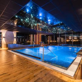 Caryńska Resort & SPA，位于卢托维斯卡的酒店