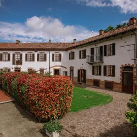 Il Pozzo Fiorito，位于Cossombrato的酒店