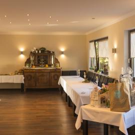 Hotel Restaurant Häsfeld，位于Überherrn的酒店