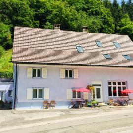 Bed and Breakfast 57，位于Asuel的酒店