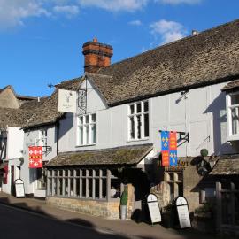 The White Hart Inn，位于温什科姆的酒店