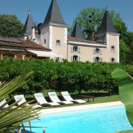 Hotel Logis - Chateau de Beauregard,位于圣吉隆的酒店