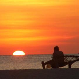 Sunset Kendwa Beach Hotel，位于肯杜瓦的酒店