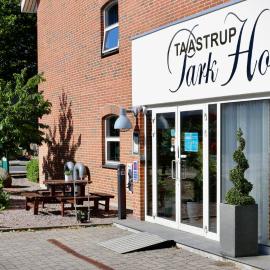 Taastrup Park Hotel，位于措斯楚斯的酒店