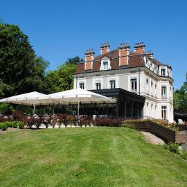 Château de La Dame Blanche - Logis，位于热讷耶的酒店