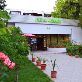 Hotel Sanda，位于维纳斯的酒店