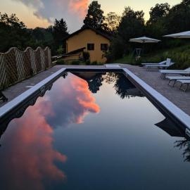 Cascina Ghitin Relais，位于阿斯蒂的酒店
