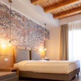 epOche Hotel Zanella 1889，位于托尔博莱的酒店
