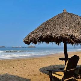 VILLA PARA 8p 6A 2M dentro del HOTEL a un costado del Krystal IXTAPA cuenta con playa y WIFI