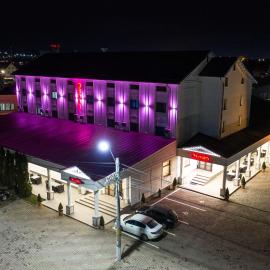 Hotel Polaris,位于苏恰瓦的酒店